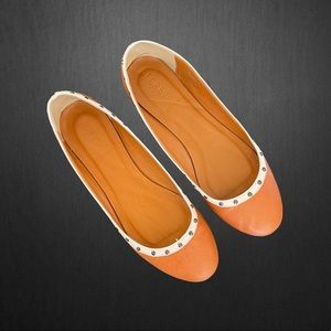 💚 GUC💚 J. CREW Camel Studded Round Toe Flats